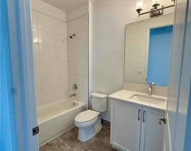 20884 Thistle Leaf Lane - Photo Thumbnail 7