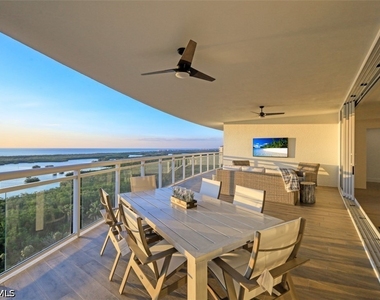 13935 Old Coast Road - Photo Thumbnail 25