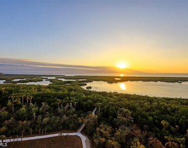 13935 Old Coast Road - Photo Thumbnail 31