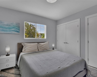 1155 6th Street S - Photo Thumbnail 22