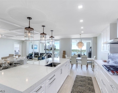 13915 Old Coast Road - Photo Thumbnail 7