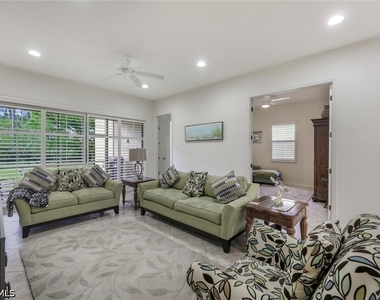 11072 Esteban Drive - Photo Thumbnail 2