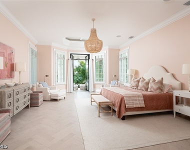 2595 Half Moon Walk - Photo Thumbnail 16