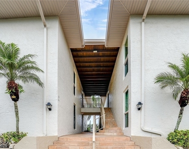 84 Georgetown Boulevard - Photo Thumbnail 16