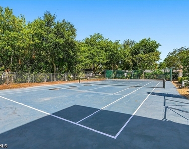 84 Georgetown Boulevard - Photo Thumbnail 27