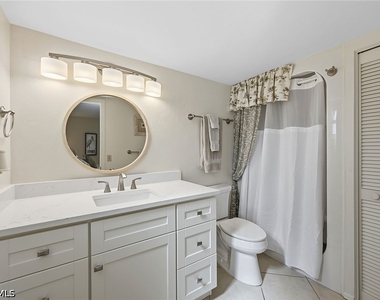 84 Georgetown Boulevard - Photo Thumbnail 18
