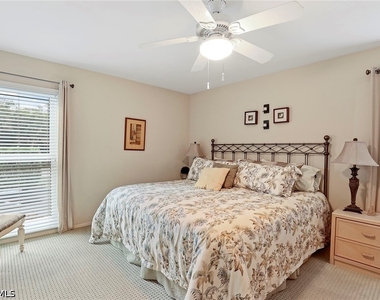 84 Georgetown Boulevard - Photo Thumbnail 8