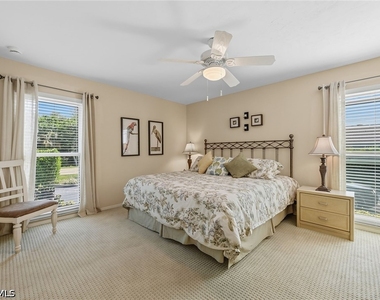 84 Georgetown Boulevard - Photo Thumbnail 16