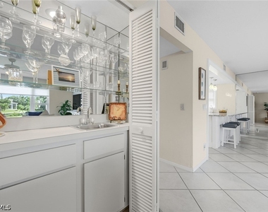 84 Georgetown Boulevard - Photo Thumbnail 7