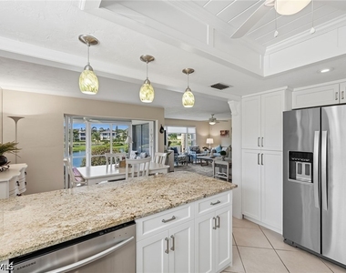 84 Georgetown Boulevard - Photo Thumbnail 11