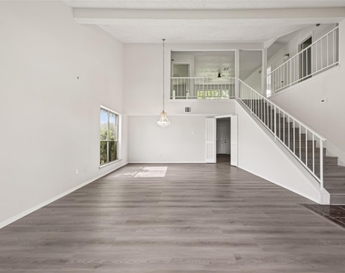 710 Beechbend Drive - Photo Thumbnail 8