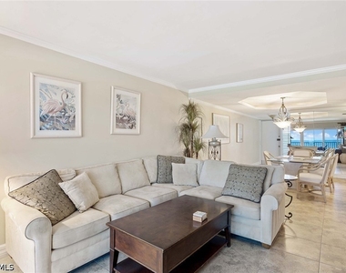 3443 Gulf Shore Boulevard N - Photo Thumbnail 9
