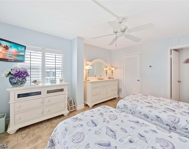 3443 Gulf Shore Boulevard N - Photo Thumbnail 20