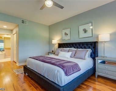 8177 Saratoga Drive - Photo Thumbnail 14
