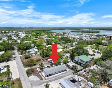 407 Mango Avenue - Photo Thumbnail 19