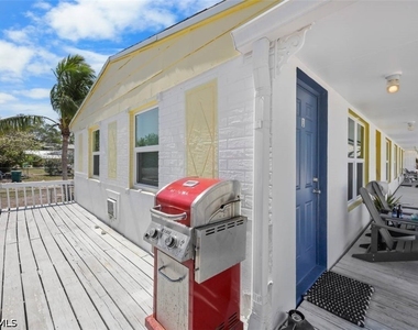407 Mango Avenue - Photo Thumbnail 14