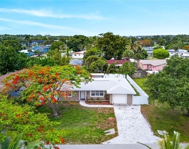 4830 Cortez Circle - Photo Thumbnail 13
