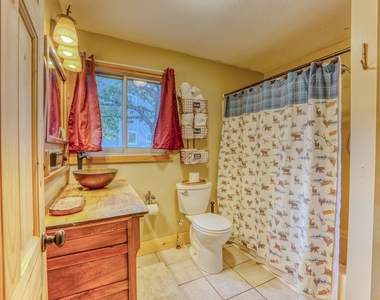 28 Condo - Photo Thumbnail 4