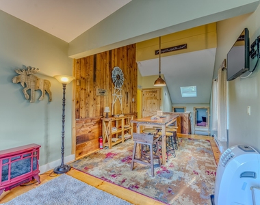 28 Condo - Photo Thumbnail 15