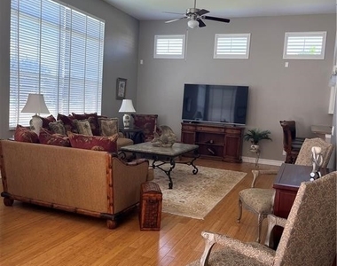 3518 Ocean Bluff Court - Photo Thumbnail 14
