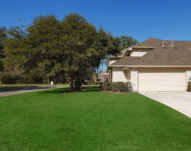 50 E Pipers Green - Photo Thumbnail 26