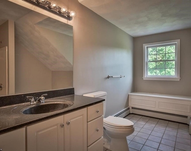 28 Newton - Photo Thumbnail 23