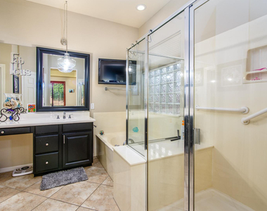 42204 W Rummy Road - Photo Thumbnail 26