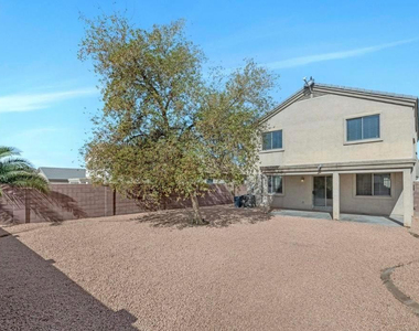 23949 W Hadley - Photo Thumbnail 17