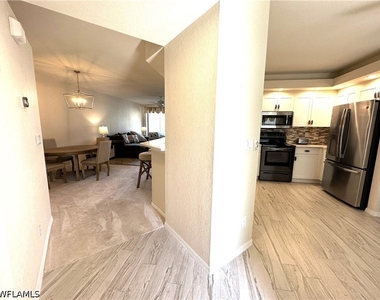 6816 Satinleaf Road S - Photo Thumbnail 3