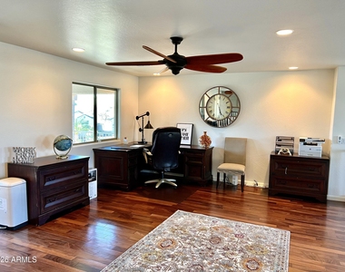 17572 W Andora Street - Photo Thumbnail 10