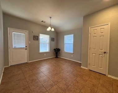 10426 Whisper Bluff Drive - Photo Thumbnail 6