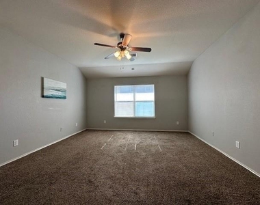 10426 Whisper Bluff Drive - Photo Thumbnail 14
