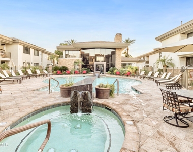 6900 E Princess Drive - Photo Thumbnail 23