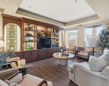 6900 E Princess Drive - Photo Thumbnail 19