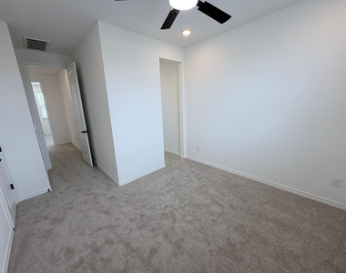 24172 W Raymond Street - Photo Thumbnail 56