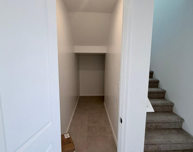 24172 W Raymond Street - Photo Thumbnail 14