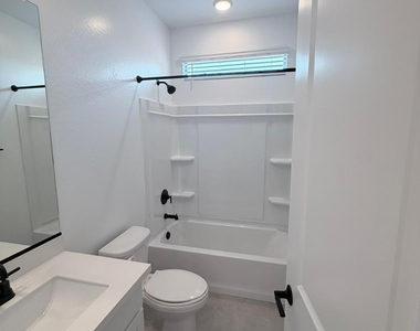 24172 W Raymond Street - Photo Thumbnail 31
