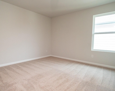 13108 Chapala Way - Photo Thumbnail 24