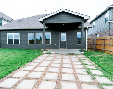 13108 Chapala Way - Photo Thumbnail 32