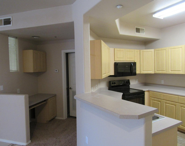 5303 N 7th Street - Photo Thumbnail 6