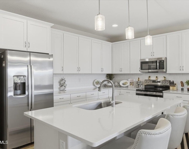 48845 N Lula Street - Photo Thumbnail 2