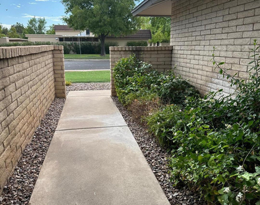 3406 S Oak Street - Photo Thumbnail 3