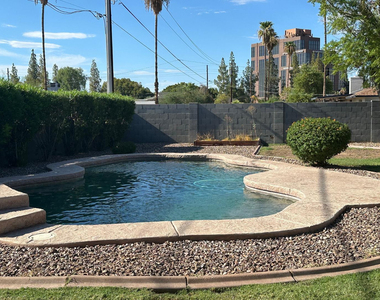 3406 S Oak Street - Photo Thumbnail 1