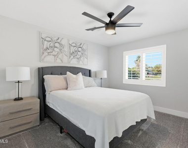 3041 E Elm Street - Photo Thumbnail 26