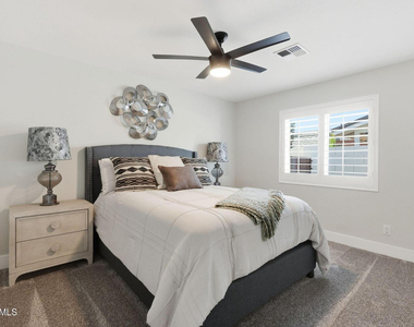 3041 E Elm Street - Photo Thumbnail 24