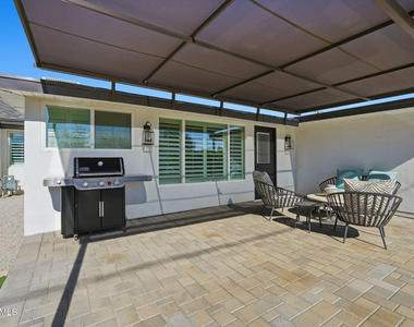 3041 E Elm Street - Photo Thumbnail 40
