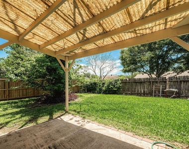 1006 Melford Avenue - Photo Thumbnail 14