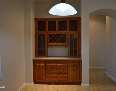 4132 E Carriage Court - Photo Thumbnail 12