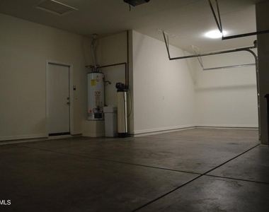 4132 E Carriage Court - Photo Thumbnail 39