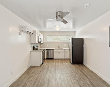 1707 N 18th Street - Photo Thumbnail 5